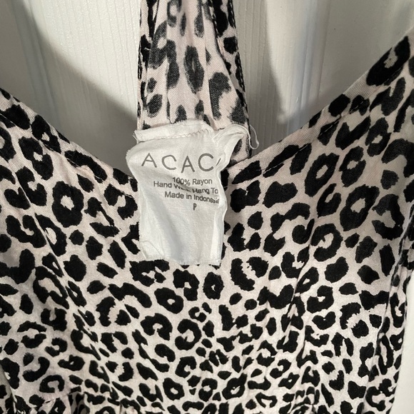 ACACIA dress size P in snow leopard - Picture 3 of 4